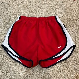 Red Nike shorts / size small